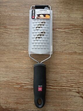 Di ORO Coarse Grater with Protective Cover - Black & Silver